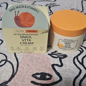 Bonnyhill Snail Vita Cream with Vitamin C